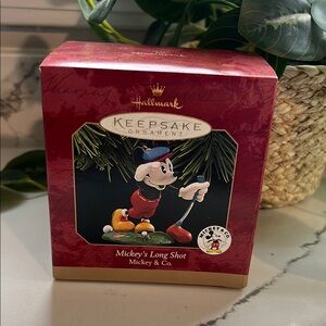 Hallmark Keepsake Ornament - Mickey's Long Shot
